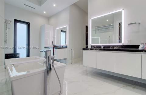13052 NW 102nd Ave, Hialeah Gardens FL - photo 24 of 68