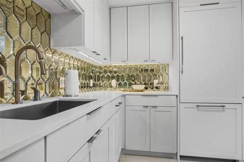 5 Island Ave 8H, Miami Beach FL - photo 21 of 91