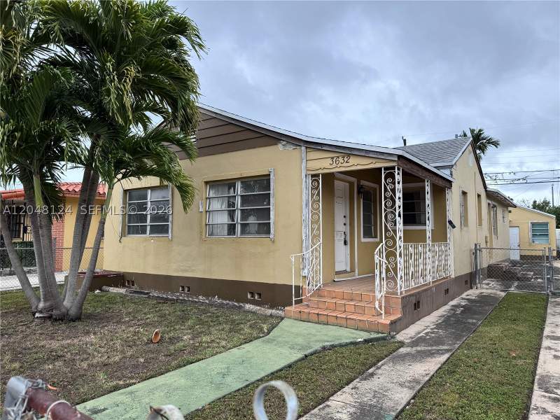 3 bedroom SingleFamilyResidence at 3632 SW 25th St, Silver Bluff Hmsts, Miami — photo 2