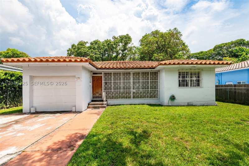 3 bedroom SingleFamilyResidence at 245 NE 48th St, Brentwood Rev Pl, Miami — photo 1