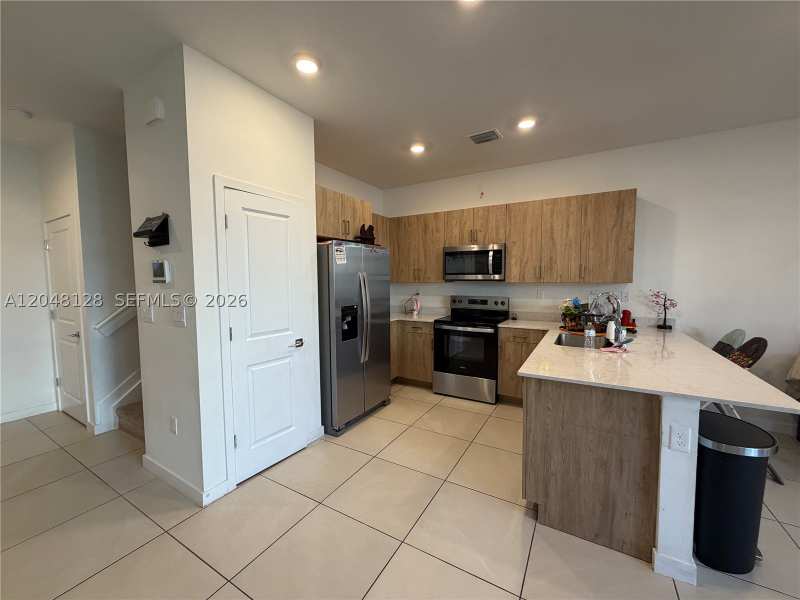 4 bedroom Townhouse at 159 NE 13th Ter, Parker Point Townhouse, Homestead — photo 1
