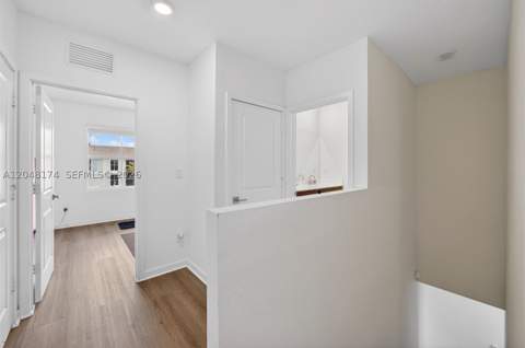 826 SE 17th St, Homestead FL - photo 17 of 49