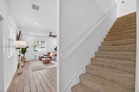 826 SE 17th St, Homestead FL - photo 6 of 49