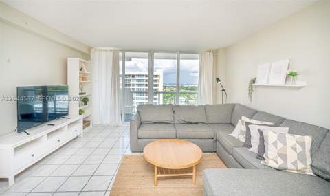 5601 Collins Ave 1517, Miami Beach FL - photo 8 of 33