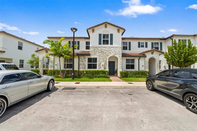 3 bedroom Villa at 12204 NW 23rd Ct, Westview Gardens Apartmen, Miami — photo 1