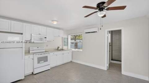 1010 NE 138th St, North Miami FL - photo 13 of 18