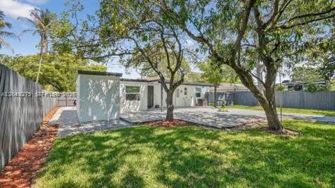 1010 NE 138th St, North Miami FL - photo 15 of 18