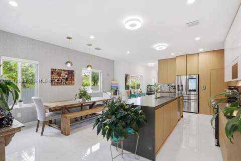 2931 SW 38th Ct 2, Miami FL - photo 11 of 30