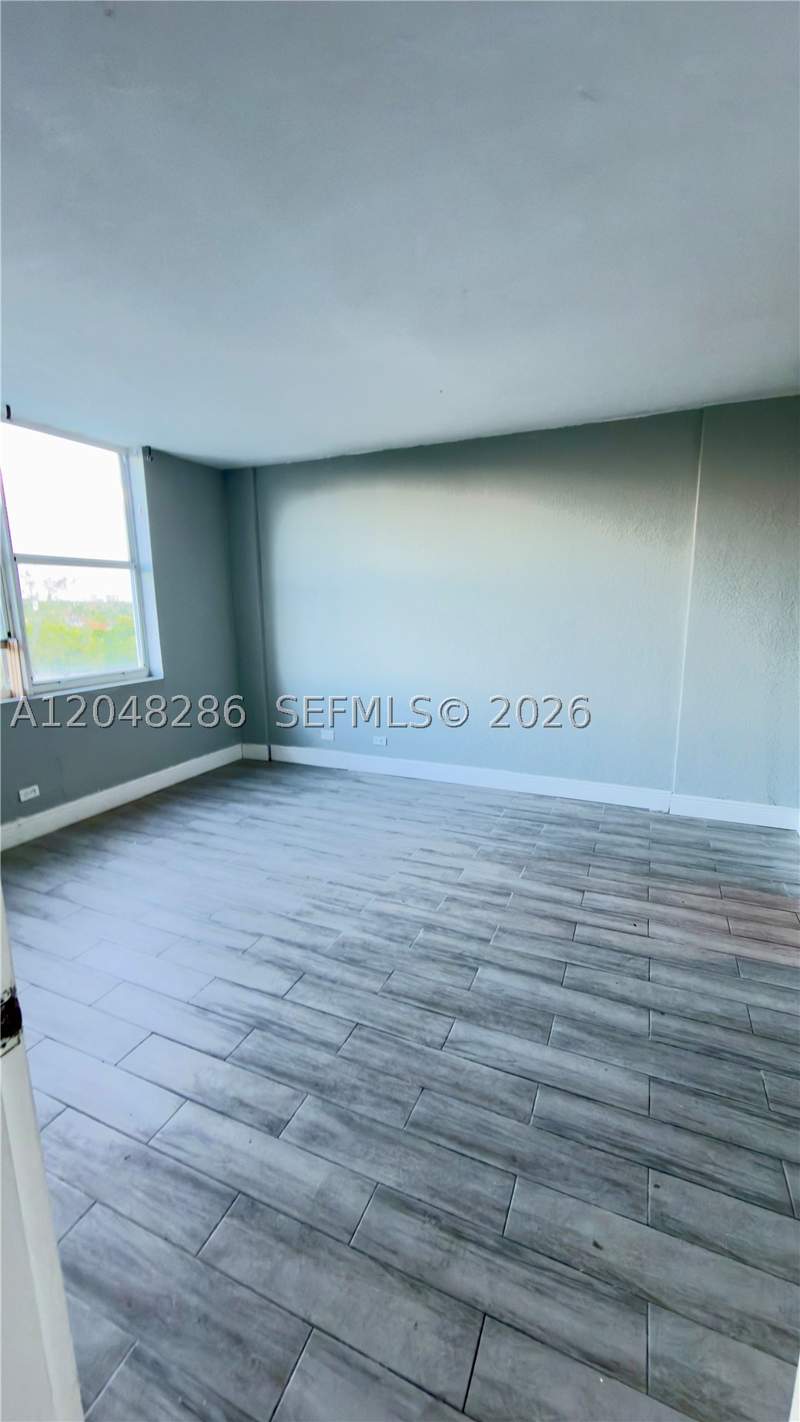 1 bedroom Condominium at 3660 NE 166th St 607, Eastern Shores White Hous, North Miami Beach — photo 3