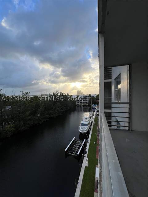 3660 NE 166th St 607, North Miami Beach FL - photo 7 of 7