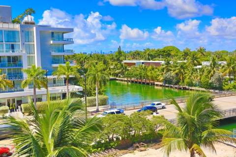 9660 W Bay Harbor Dr 5A, Bay Harbor Islands FL - photo 14 of 51