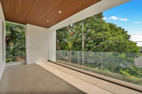 7701 Coquina Drive, North Bay Village FL - photo 22 of 47