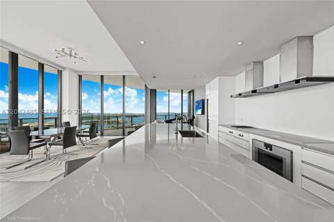 500 Alton Rd 4401, Miami Beach FL - photo 7 of 31