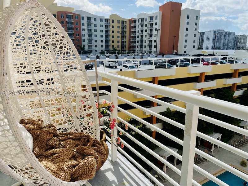 1 bedroom Condominium at 2775 NE 187 St 628, Venture At Aventura West, Aventura — photo 1