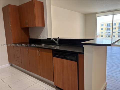 2775 NE 187 St 628, Aventura FL - photo 15 of 22
