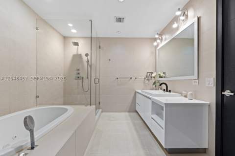 1425 Brickell Ave 42E, Miami FL - photo 10 of 24