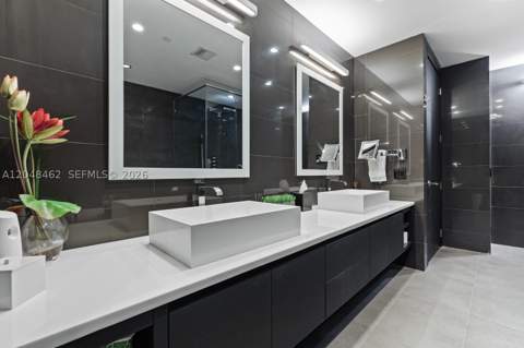 1425 Brickell Ave 42E, Miami FL - photo 18 of 24