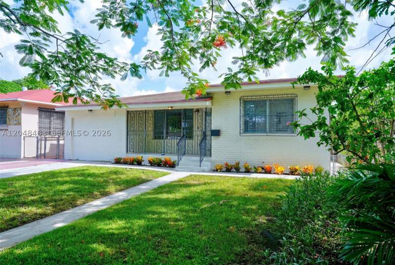 4 bedroom SingleFamilyResidence at 2323 NW 1st St, Glenroyal-Amd, Miami — photo 2