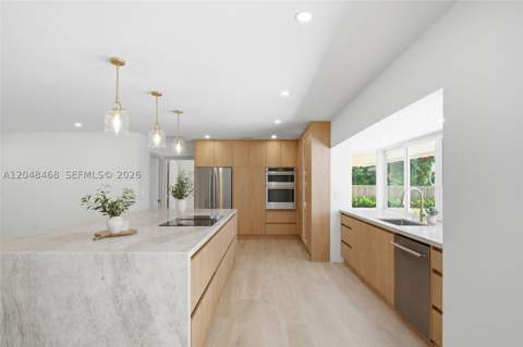 7600 SW 168th St, Palmetto Bay FL - photo 10 of 46