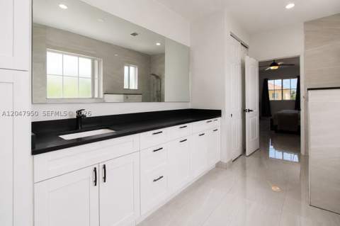 1351 NE 41st Pl, Homestead FL - photo 14 of 44
