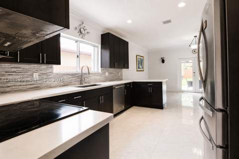 1351 NE 41st Pl, Homestead FL - photo 7 of 44