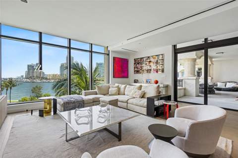 7042 Fisher Island Dr 7042, Miami Beach FL - photo 22 of 70