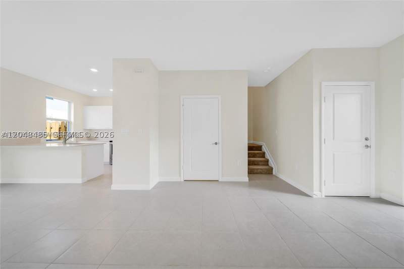 3 bedroom Townhouse at 12918 NW 23rd Pl, Golf Park Sec 1, Miami — photo 5