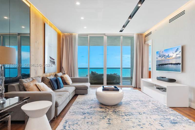 2 bedroom Condominium at 16051 Collins Ave 1102, Turnberry Ocean Colony No, Sunny Isles Beach — photo 4