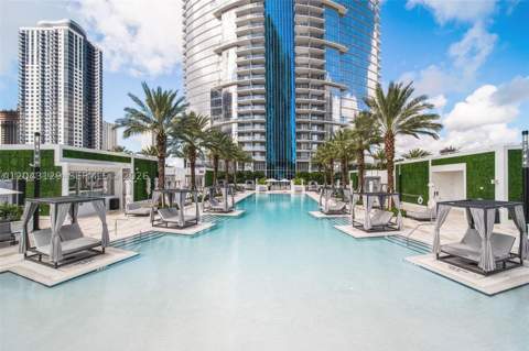 851 NE 1st Ave 3308, Miami FL - photo 21 of 27