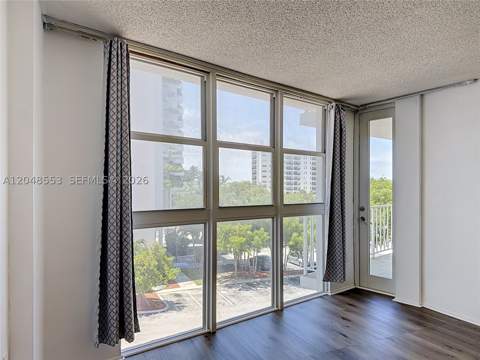 1228 West Ave 208, Miami Beach FL - photo 7 of 16