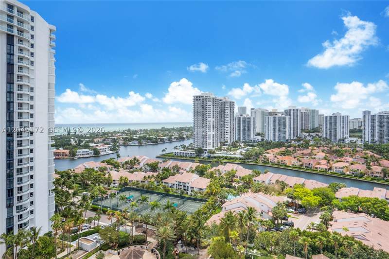 3 bedroom Condominium at 21055 Yacht Club Dr 2005, The Point, Aventura — photo 2