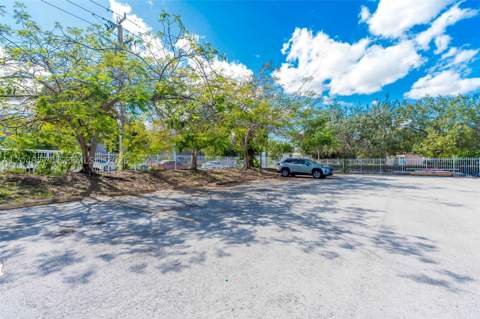 8501 NW 8th St 110, Miami FL - photo 18 of 21