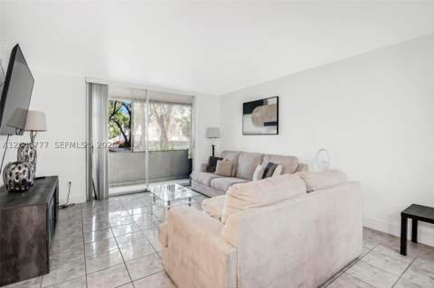 8501 NW 8th St 110, Miami FL - photo 8 of 21