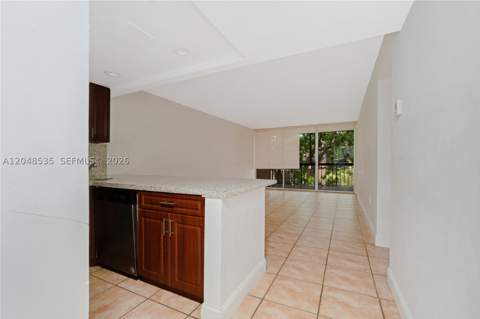 10525 SW 112th Ave 309, Miami FL - photo 12 of 33