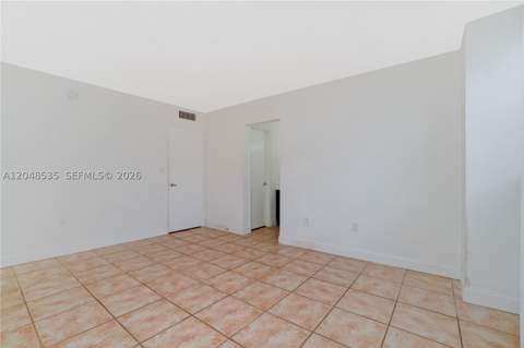 10525 SW 112th Ave 309, Miami FL - photo 14 of 33