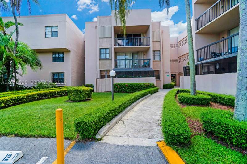 2 bedroom Condominium at 10525 SW 112th Ave 309, Garden Of Kendall Condo N, Miami — photo 4