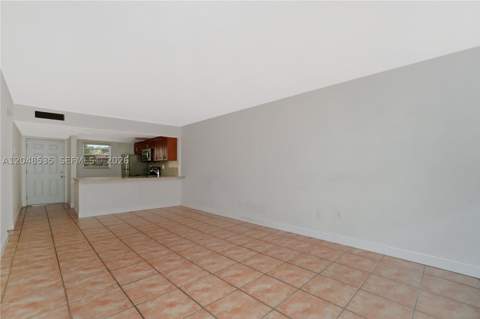 10525 SW 112th Ave 309, Miami FL - photo 8 of 33