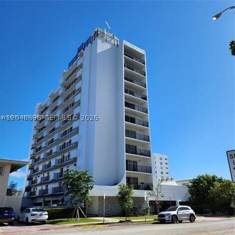 1345 West Ave 702, Miami Beach FL - photo 23 of 31