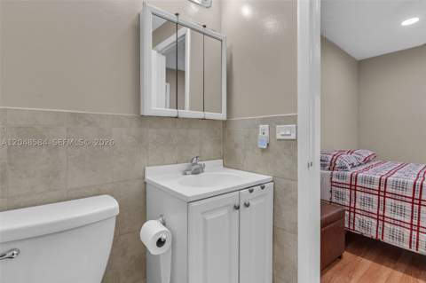 4715 NW 7th St 306-2, Miami FL - photo 16 of 27