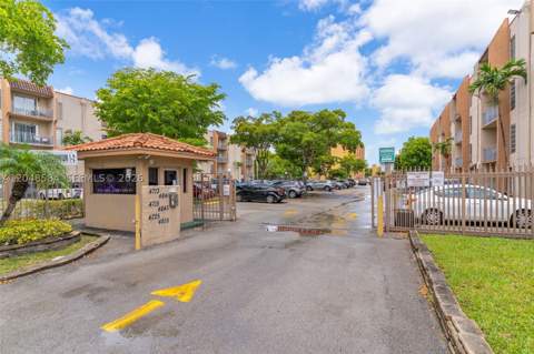4715 NW 7th St 306-2, Miami FL - photo 24 of 27