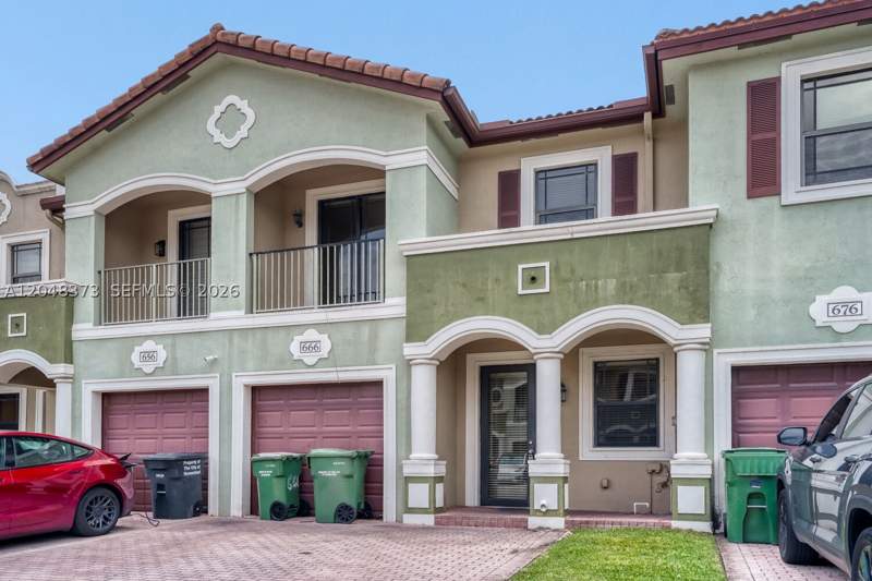 4 bedroom SingleFamilyResidence at 666 NE 35th Ave, Florence At Crystal Lakes, Homestead — photo 3