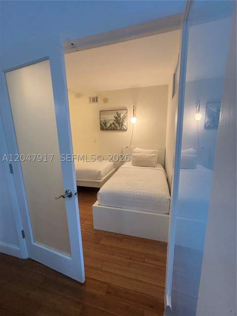 2301 Collins Ave 833, Miami Beach FL - photo 13 of 24