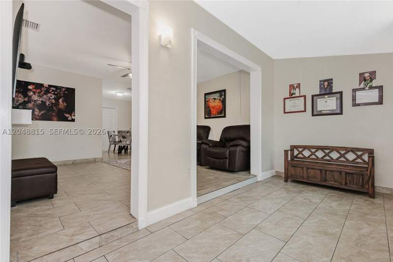 5 bedroom SingleFamilyResidence at 750 NE 4th Pl, Essex Village-Third Addit, Hialeah — photo 3