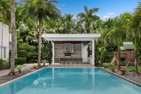 12900 SW 63rd Ave, Pinecrest FL - photo 11 of 55