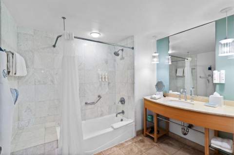 18683 Collins Avenue 1403, Sunny Isles Beach FL - photo 14 of 34