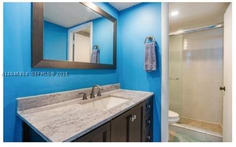 6039 Collins Ave 619, Miami Beach FL - photo 16 of 22