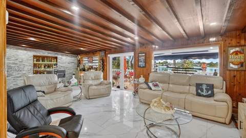 15022 SW 67th Ln, Miami FL - photo 10 of 70
