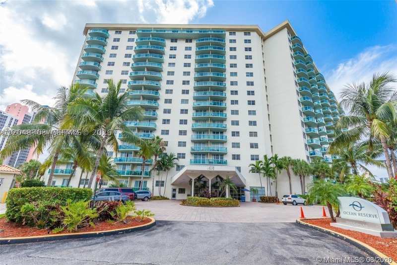 1 bedroom Condominium at 19370 Collins Ave 517, Ocean Reserve Condo, Sunny Isles Beach — photo 1