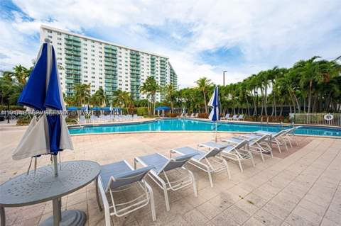 19370 Collins Ave 517, Sunny Isles Beach FL - photo 15 of 24
