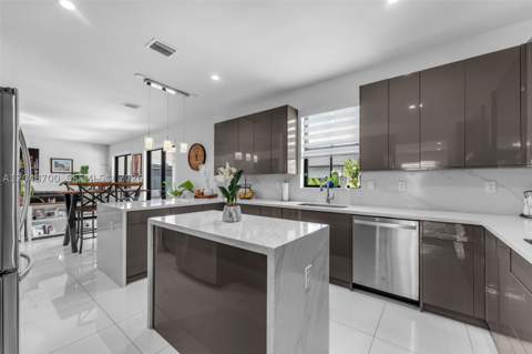 1810 SW 144th Ave, Miami FL - photo 11 of 58